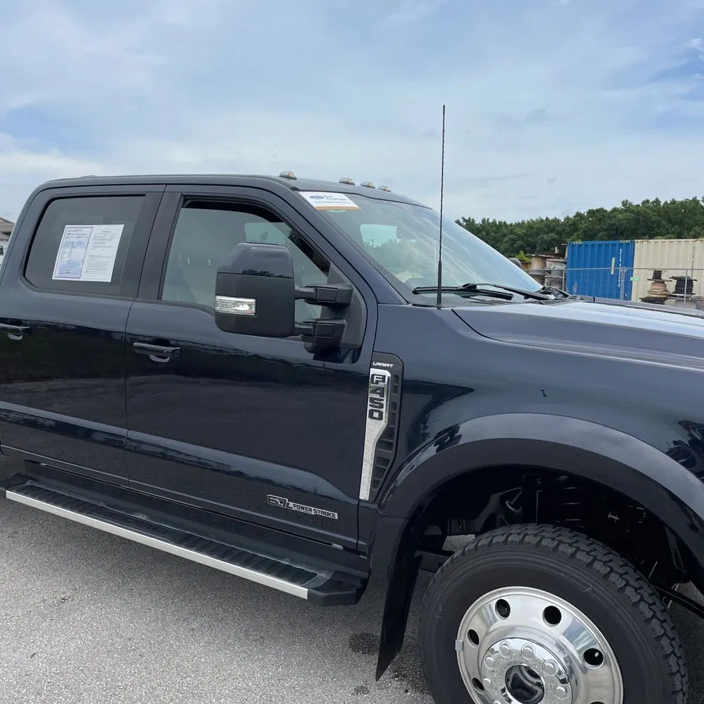 2023 Ford F-450 Super Duty Lariat