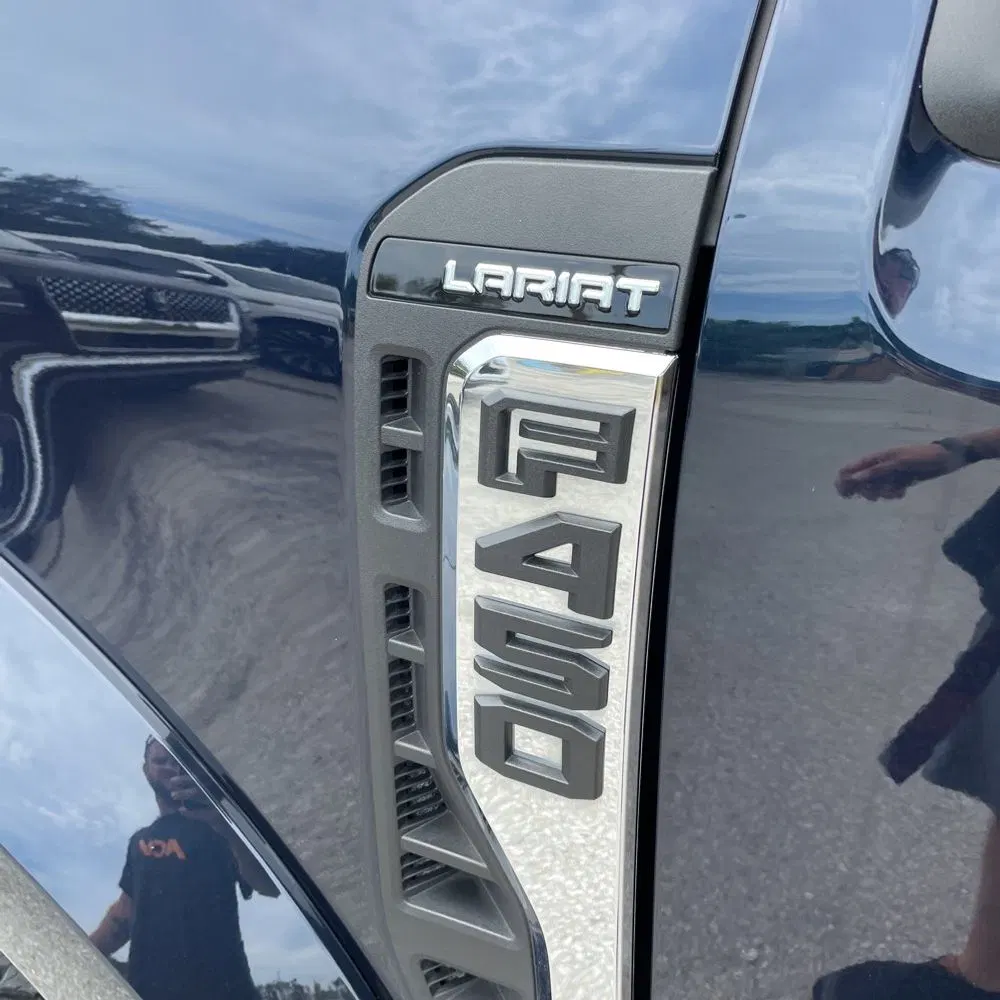2023 Ford F-450 Super Duty Lariat