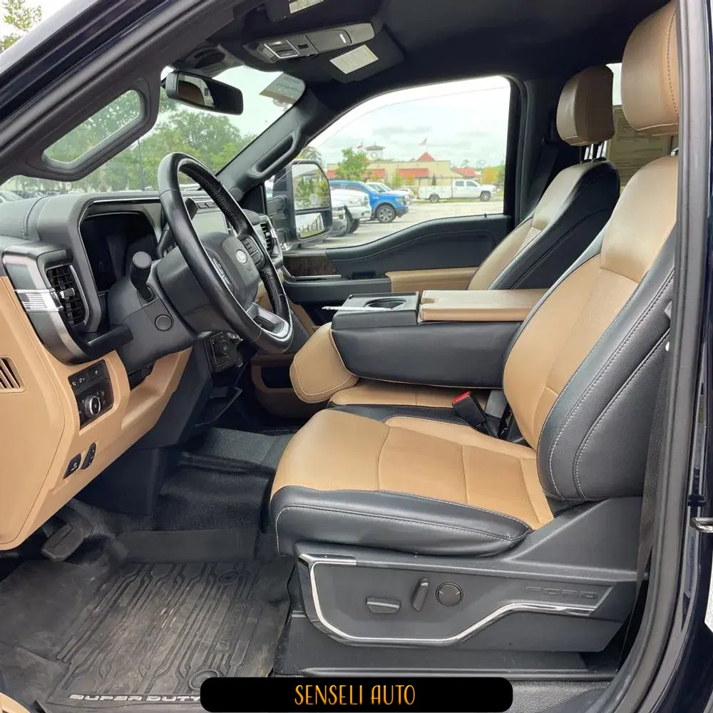2023 Ford F-450 Super Duty Lariat