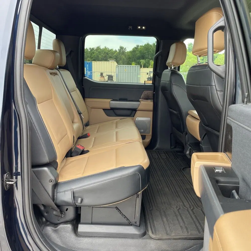 2023 Ford F-450 Super Duty Lariat