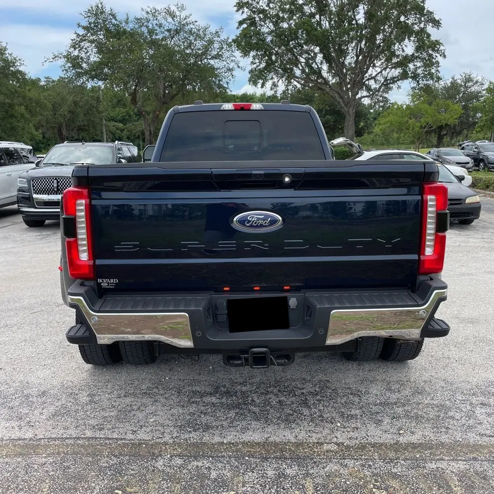 2023 Ford F-450 Super Duty Lariat