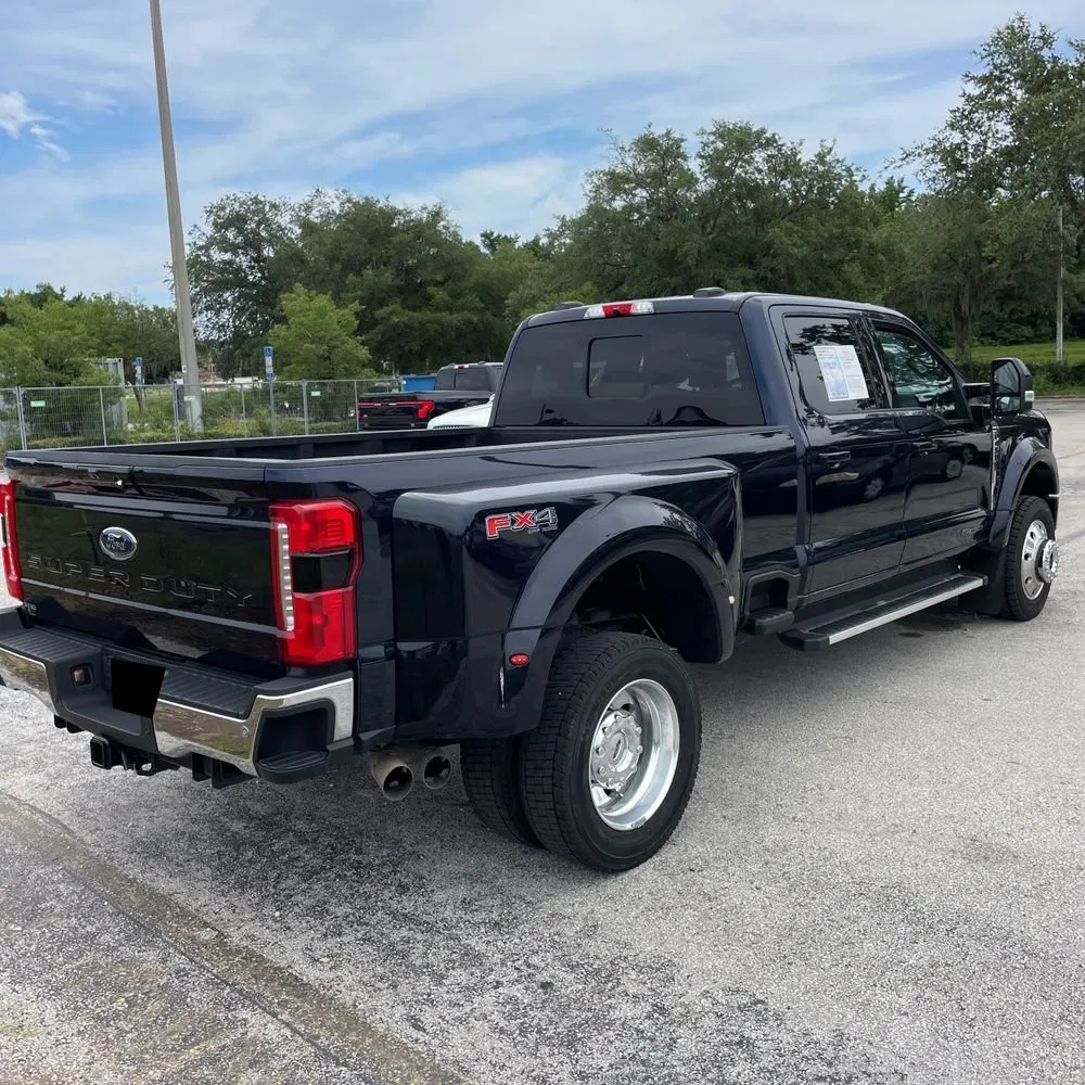 2023 Ford F-450 Super Duty Lariat