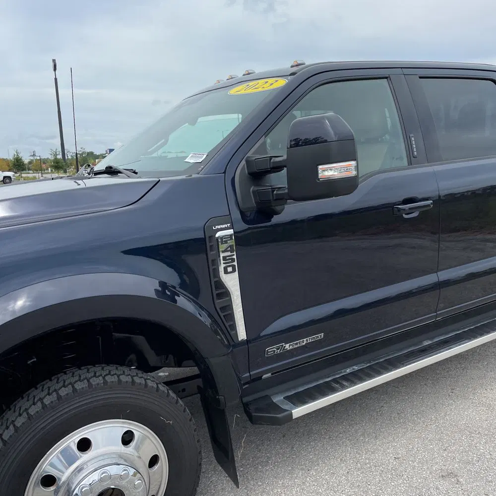 2023 Ford F-450 Super Duty Lariat