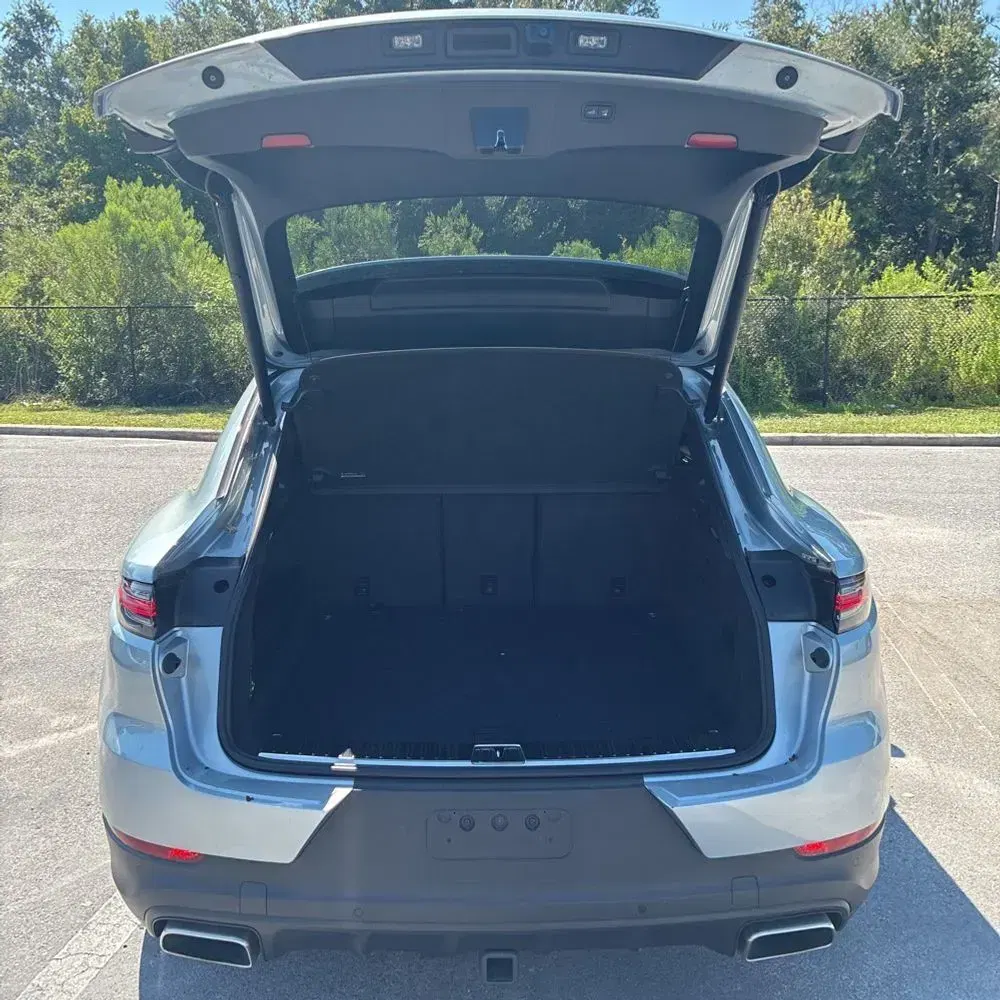 2022 Porsche Cayenne Coupe