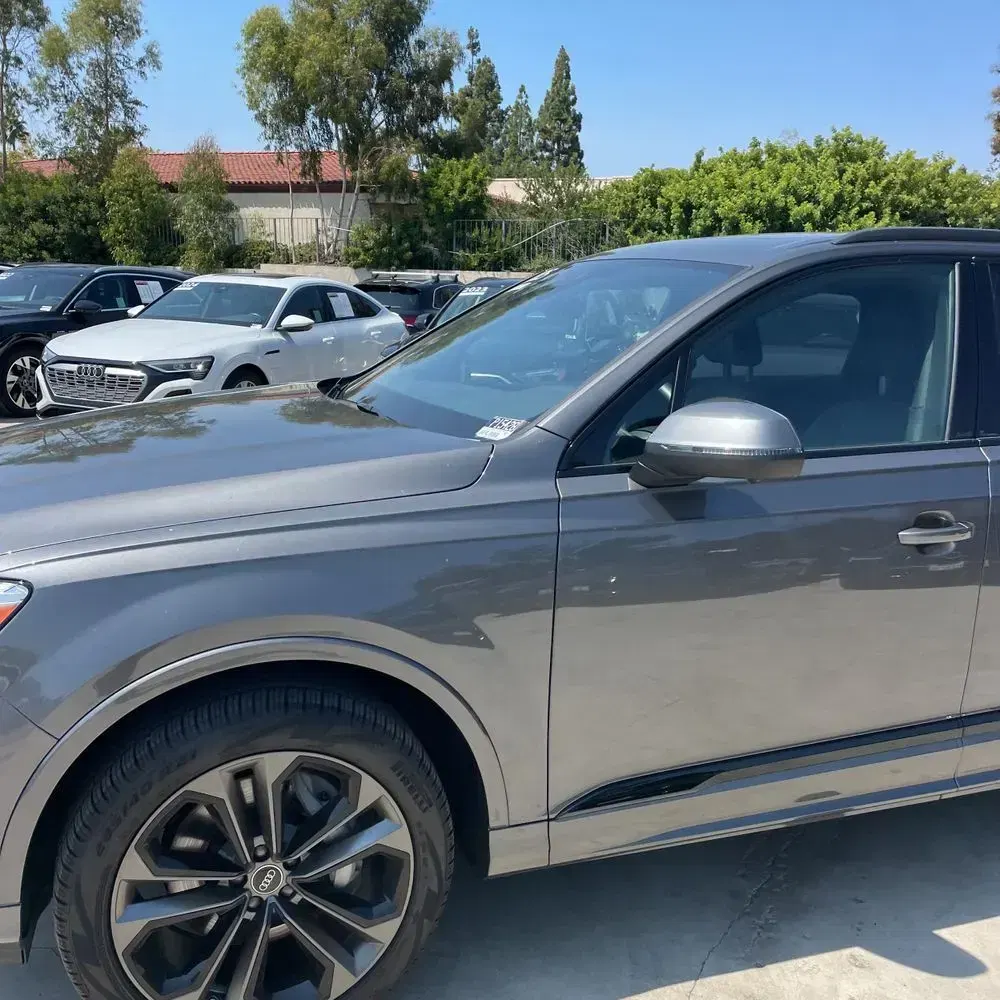 2025 Audi Q7 Premium Plus 55