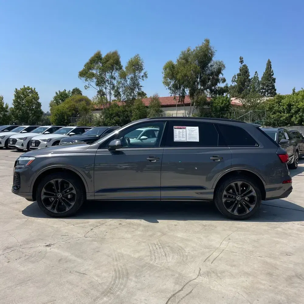 2025 Audi Q7 Premium Plus 55