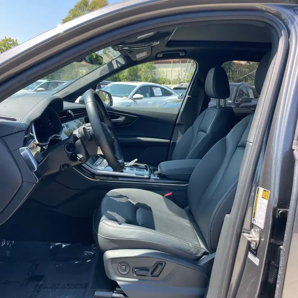 2025 Audi Q7 Premium Plus 55