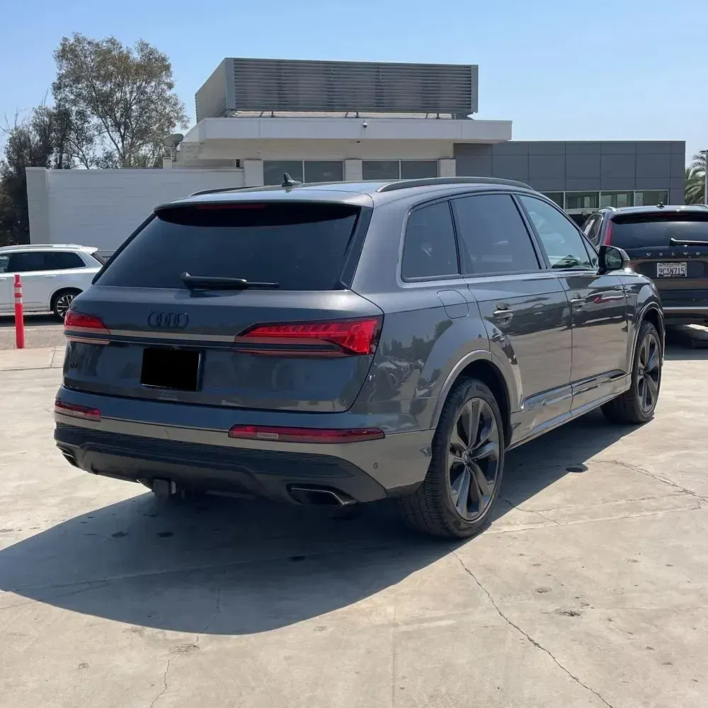 2025 Audi Q7 Premium Plus 55