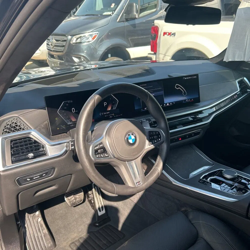 2025 BMW X7 XDrive40i