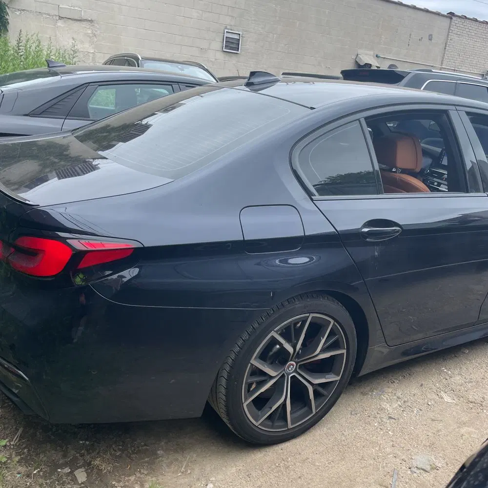 2023 BMW 5-Series M550xi