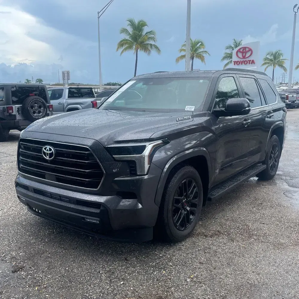 2024 Toyota Sequoia SR5