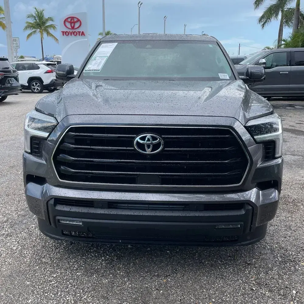 2024 Toyota Sequoia SR5