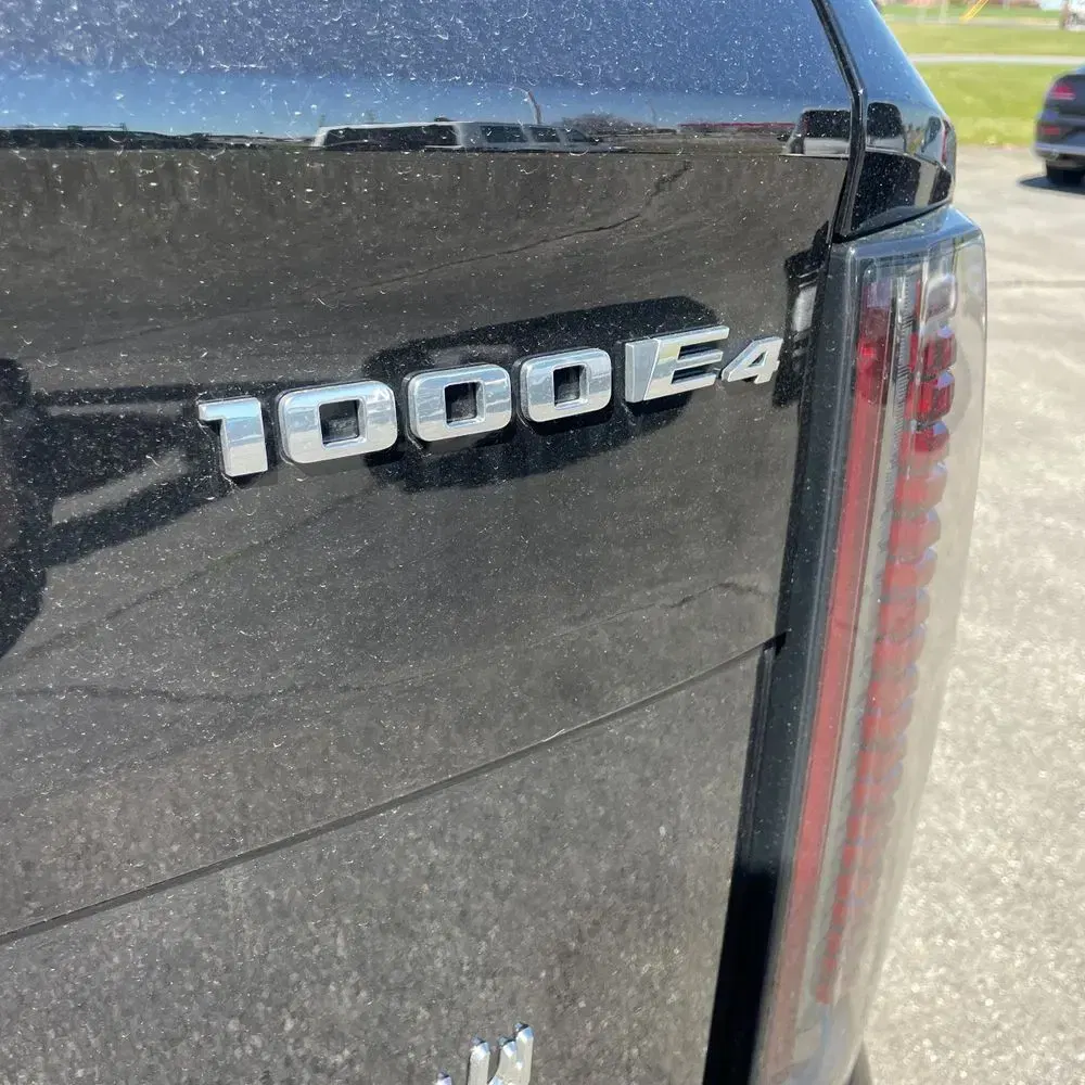 2025 Cadillac Escalade IQ Sport 2