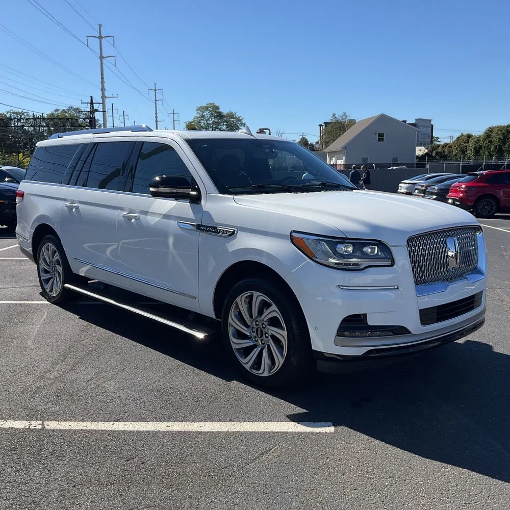 2023 Lincoln Navigator L Reserve