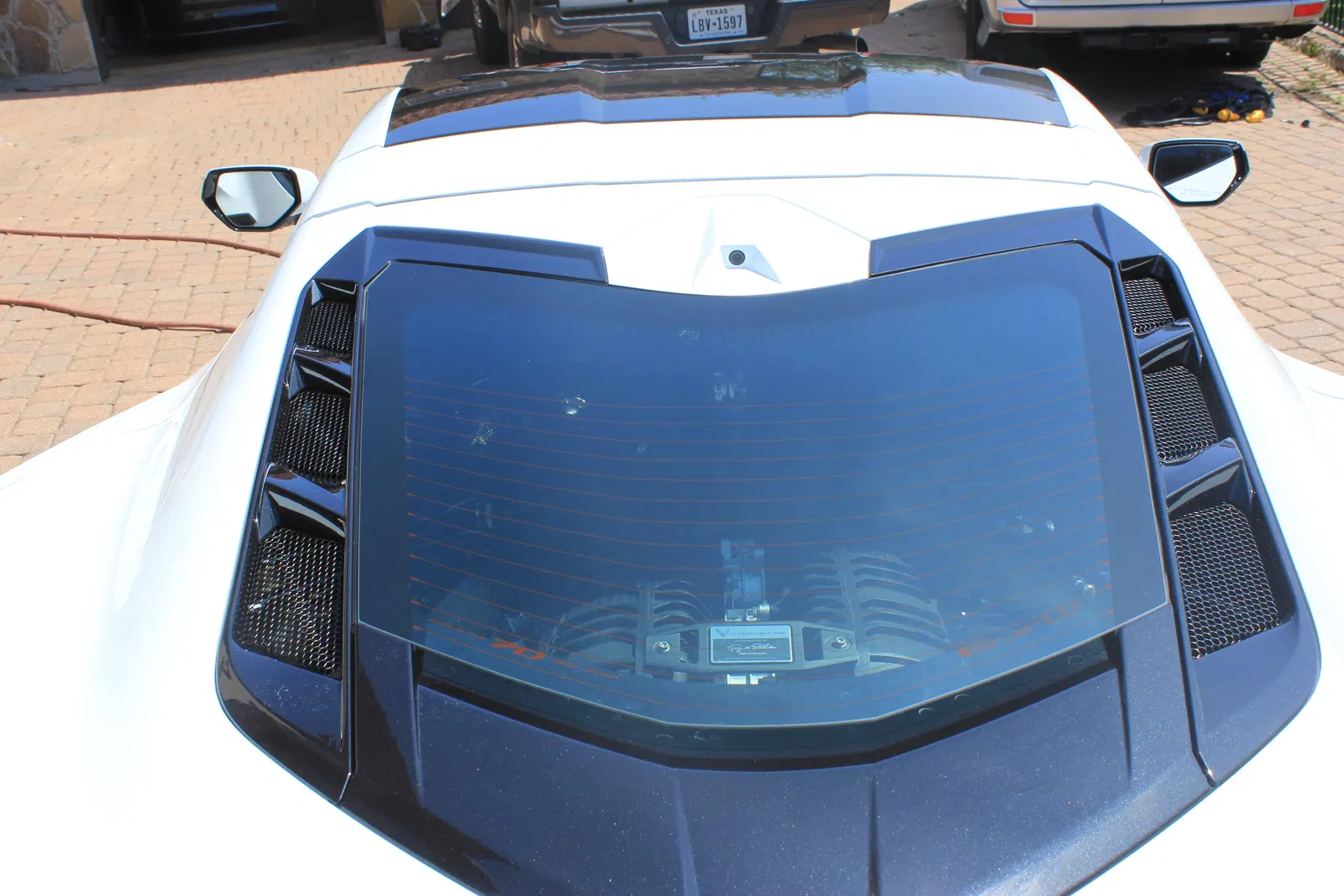 2023 Chevrolet Corvette Z06 - 670-hp LT6 V8, Carbon Fiber Removable Roof Panel, Arctic White
