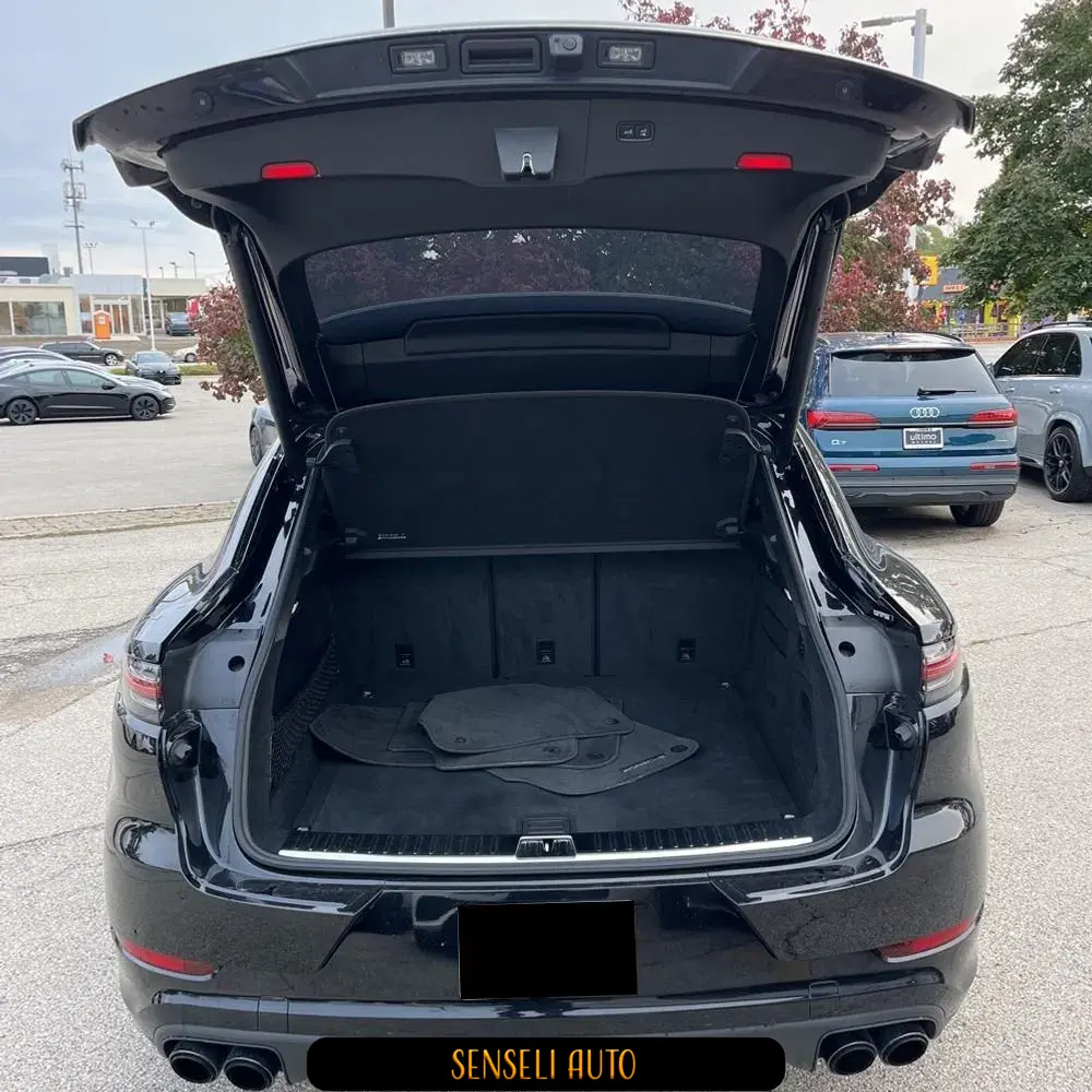 2021 Porsche Cayenne Turbo Coupe
