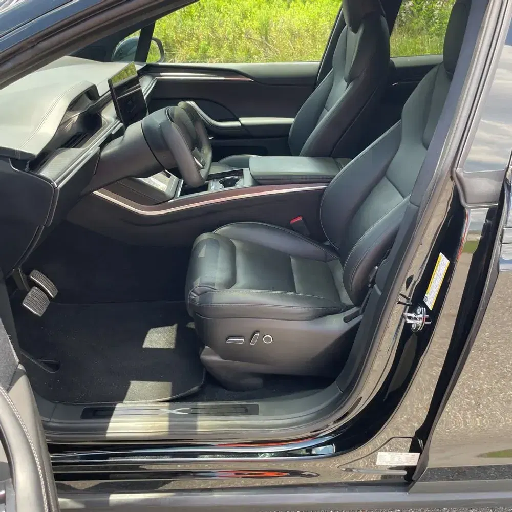 2022 Tesla Model X Plaid