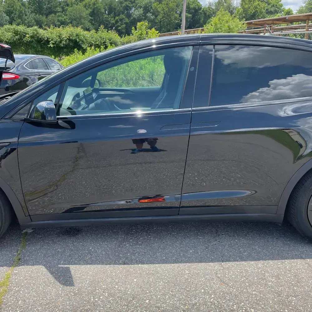 2022 Tesla Model X Plaid