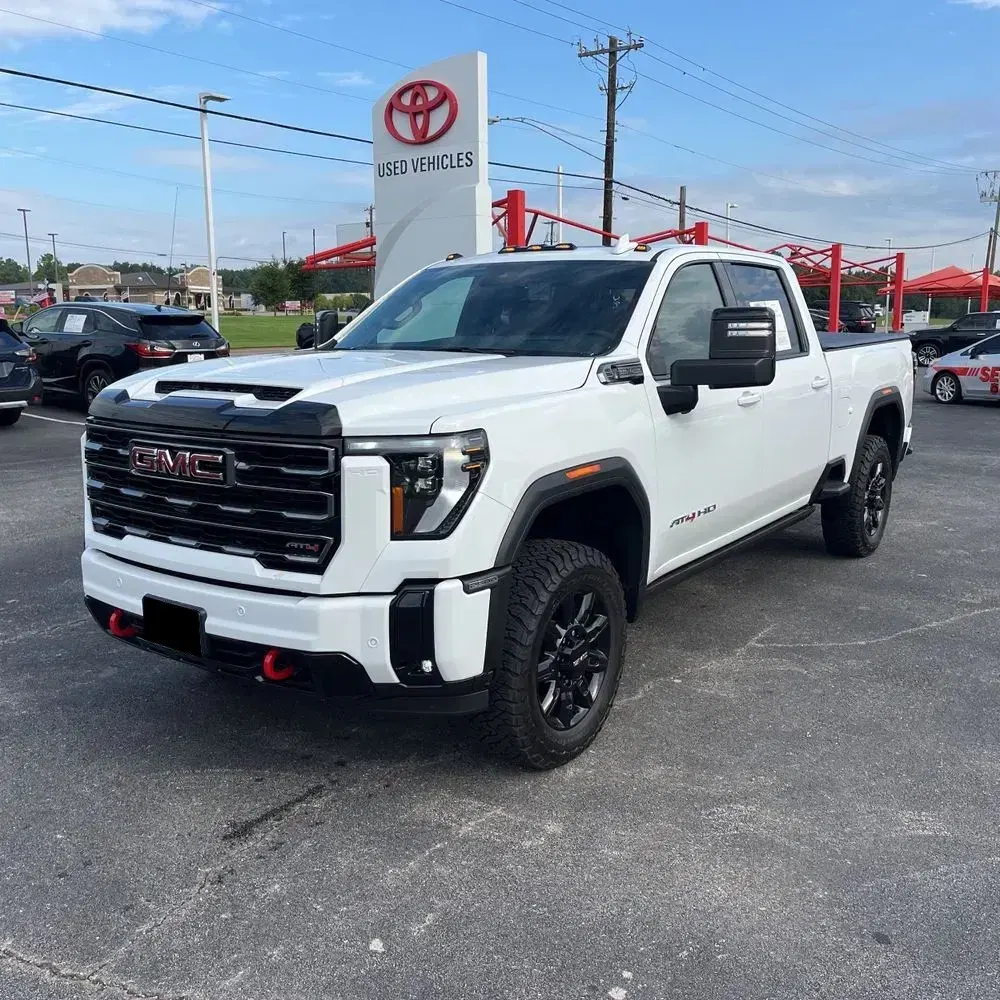 2025 GMC Sierra 2500HD AT4