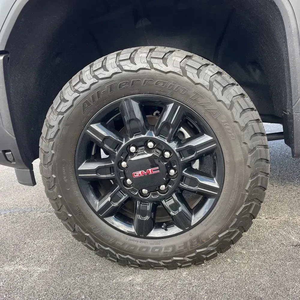 2025 GMC Sierra 2500HD AT4