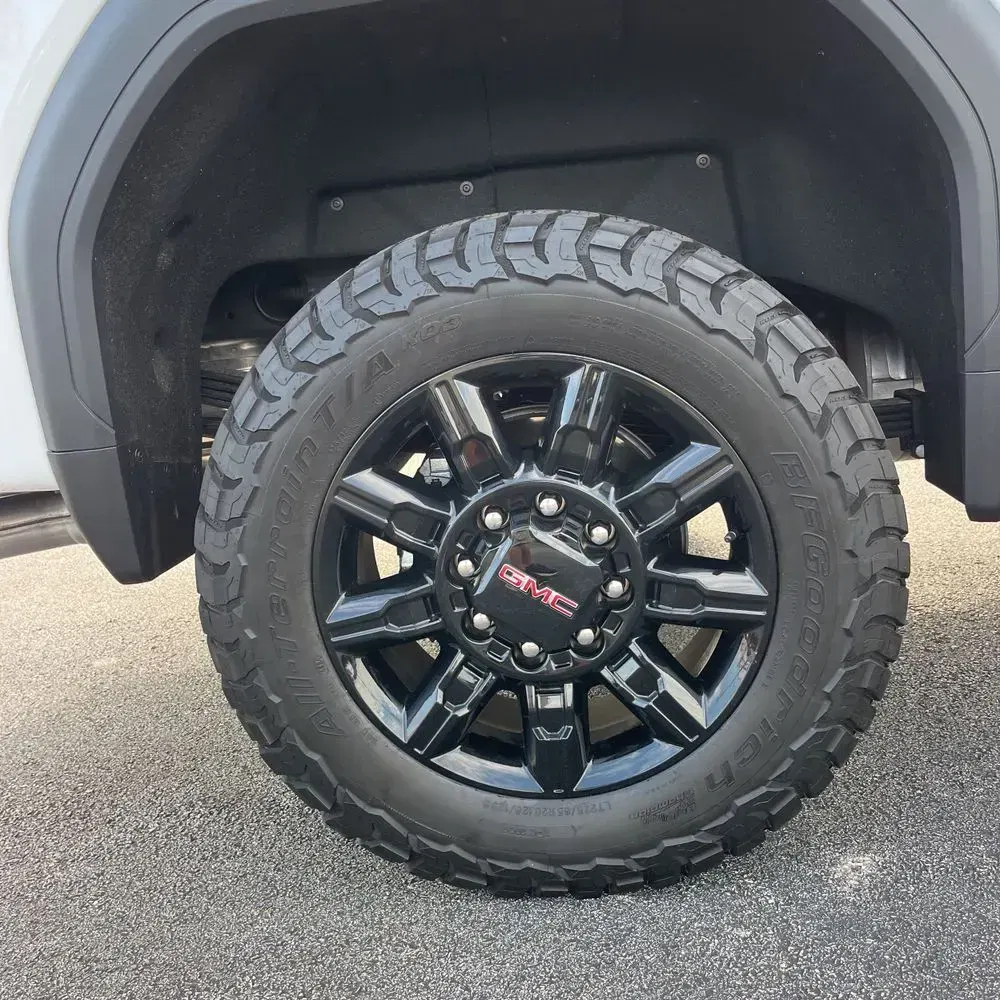 2025 GMC Sierra 2500HD AT4