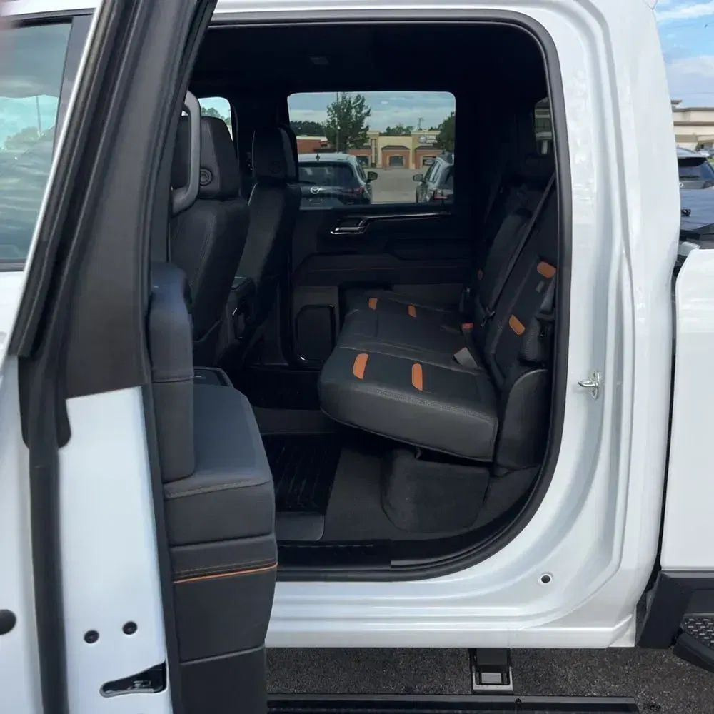 2025 GMC Sierra 2500HD AT4