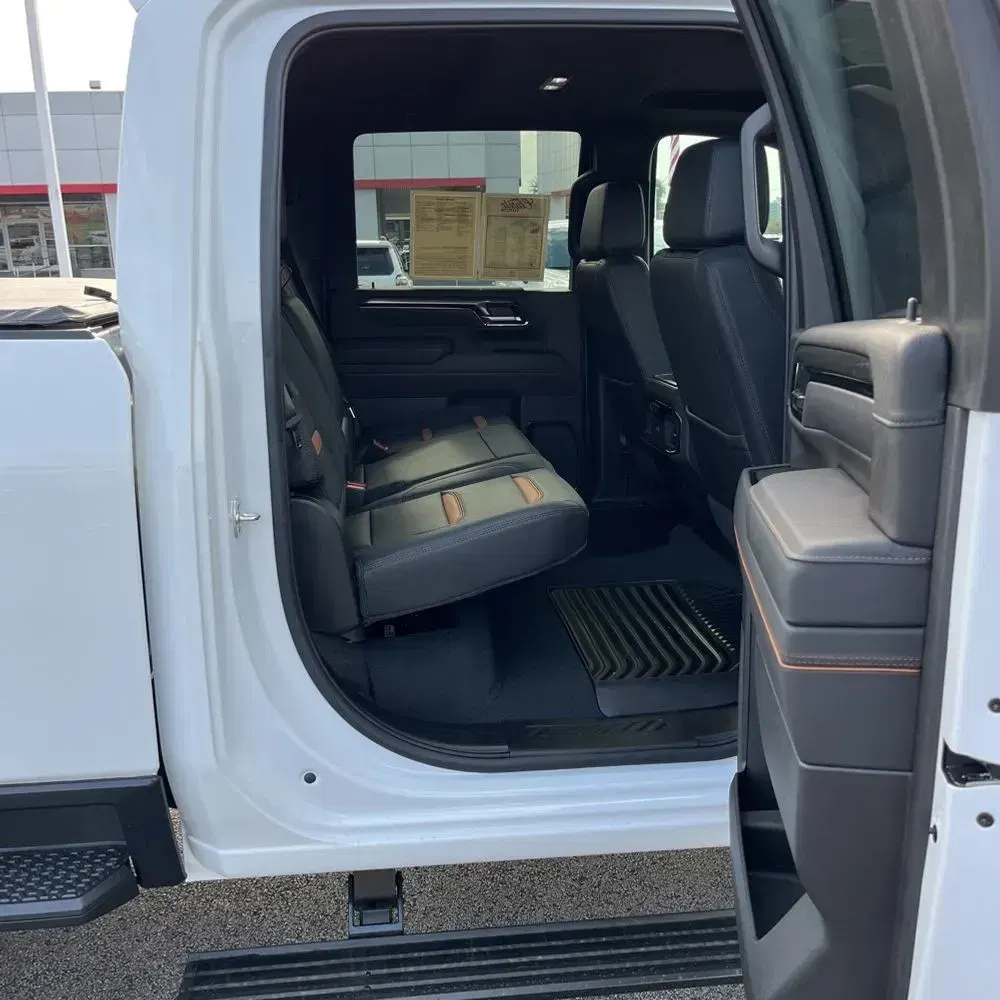 2025 GMC Sierra 2500HD AT4