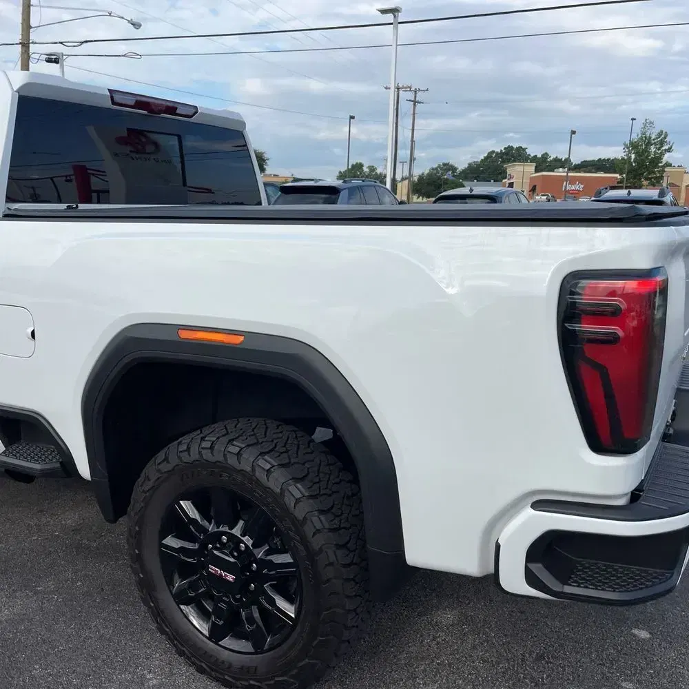 2025 GMC Sierra 2500HD AT4