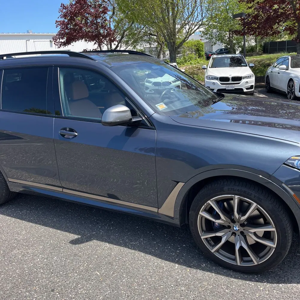 2022 BMW X7 M50i