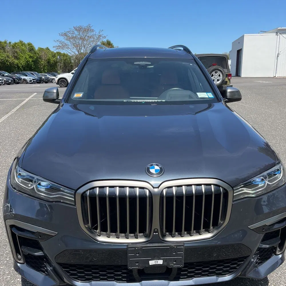 2022 BMW X7 M50i