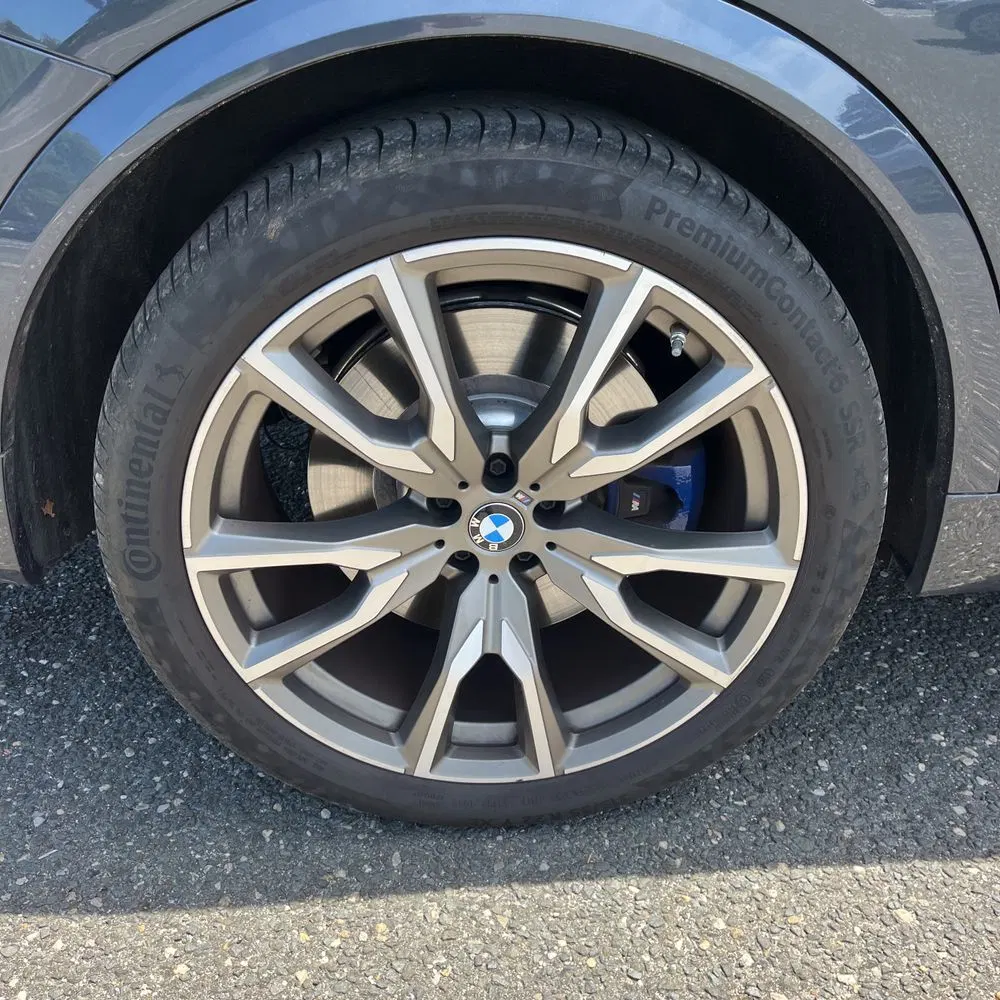2022 BMW X7 M50i