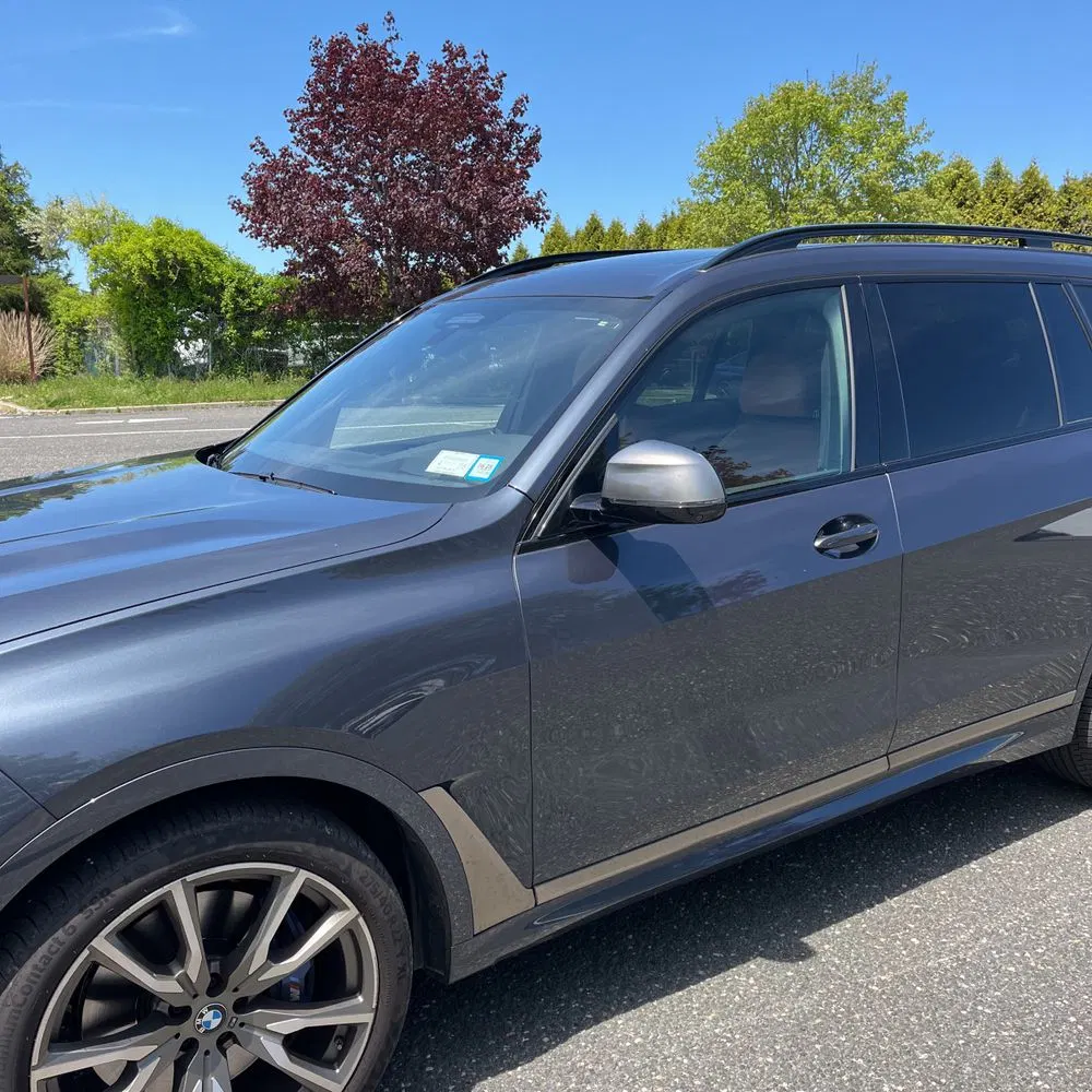 2022 BMW X7 M50i