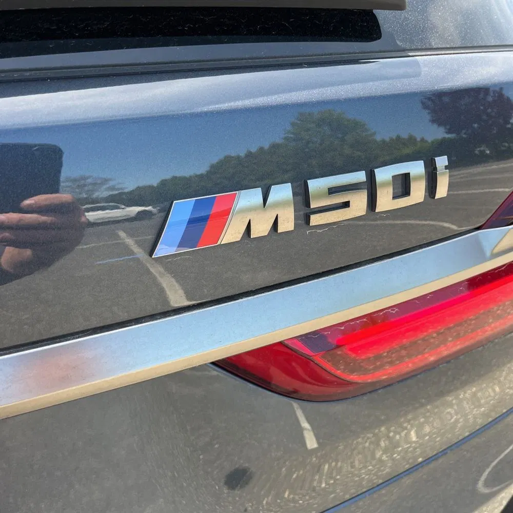 2022 BMW X7 M50i