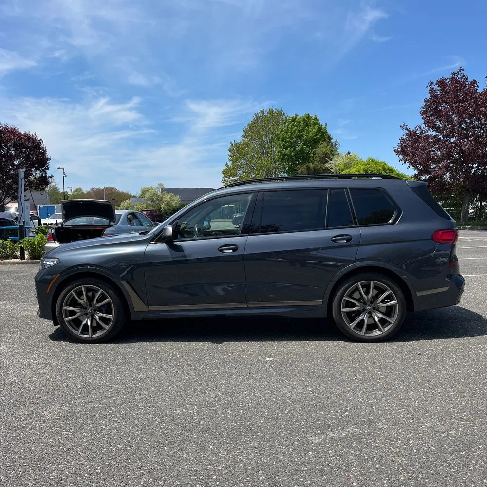 2022 BMW X7 M50i