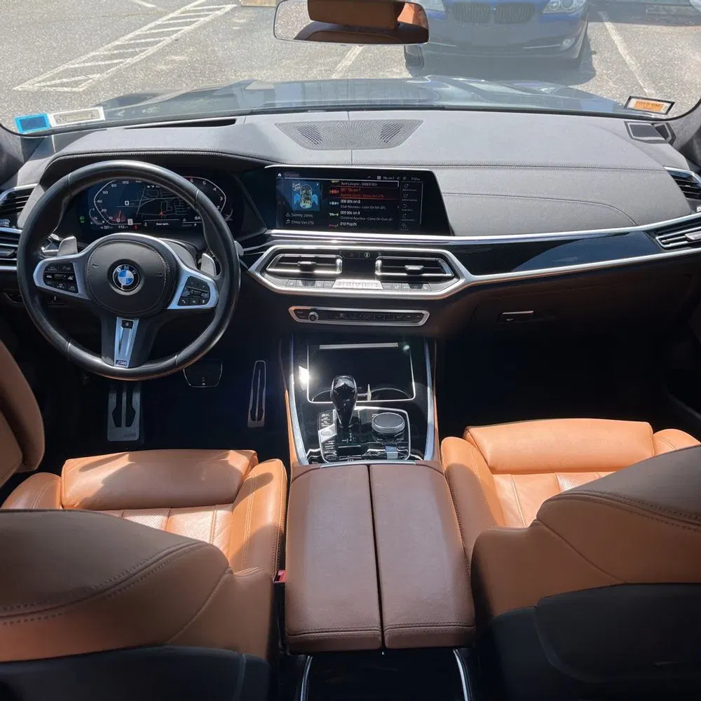 2022 BMW X7 M50i