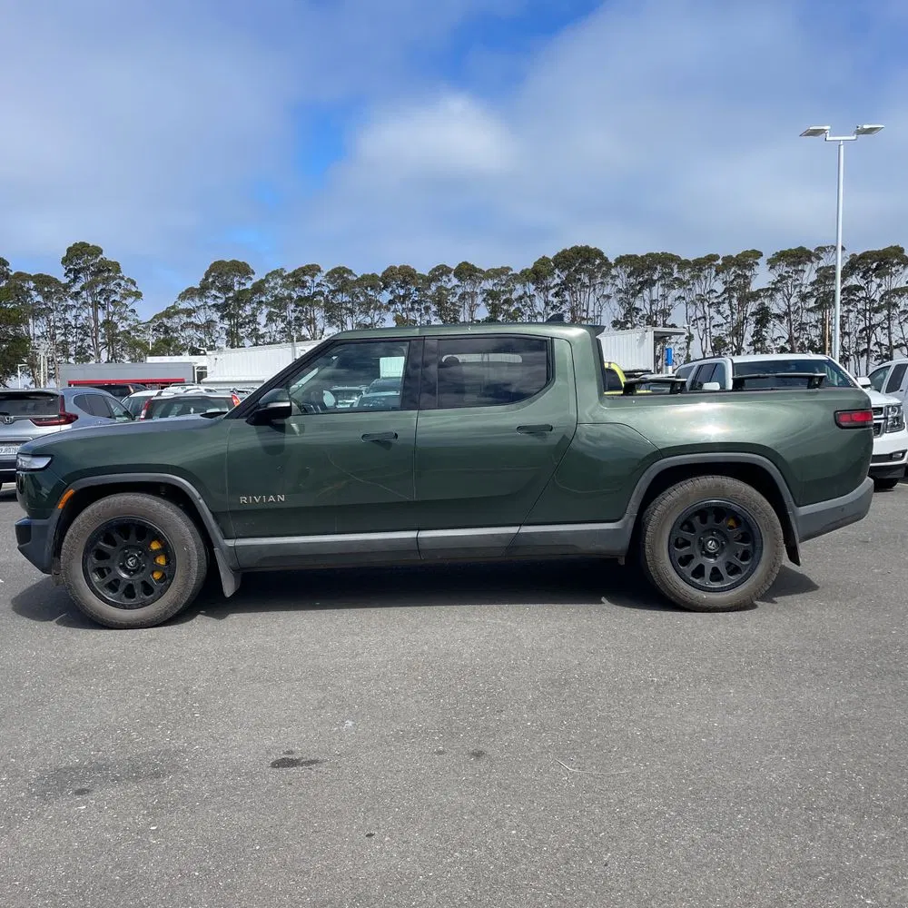 2023 Rivian R1T Adventure Quad-Motor