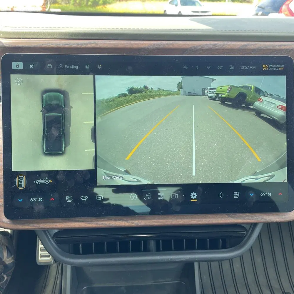 2023 Rivian R1T Adventure Quad-Motor