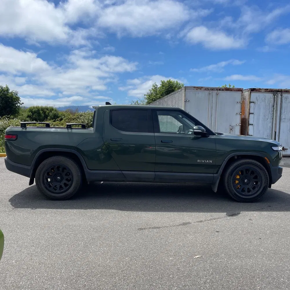 2023 Rivian R1T Adventure Quad-Motor