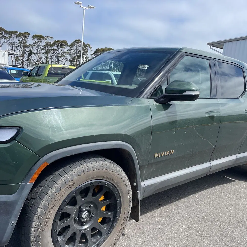 2023 Rivian R1T Adventure Quad-Motor