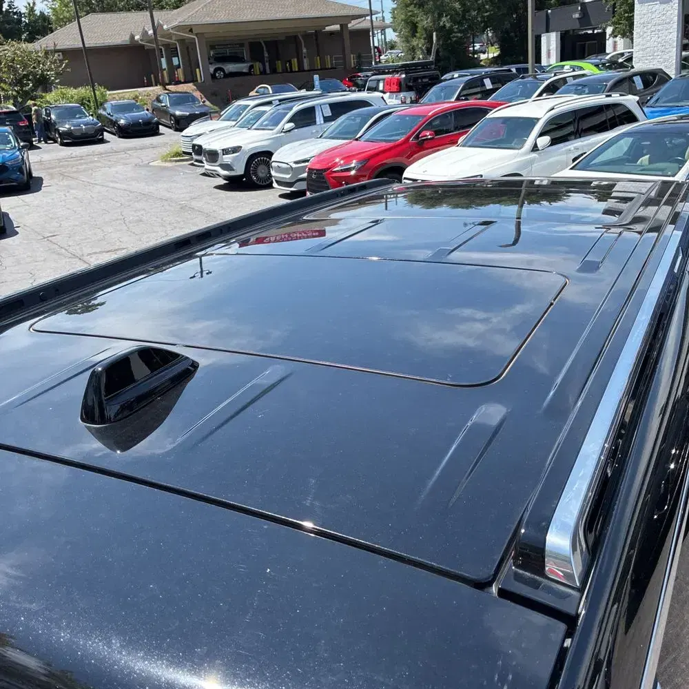 2022 Jeep Grand Wagoneer Series III
