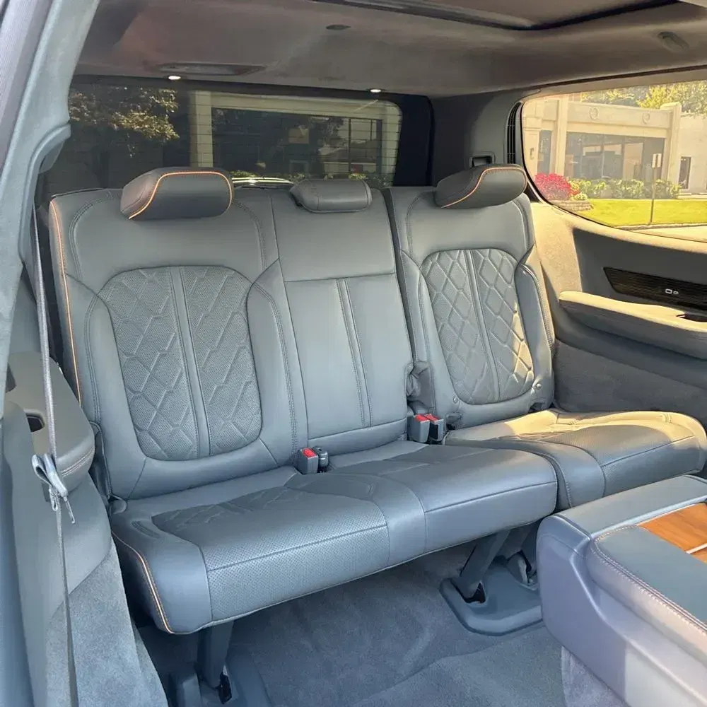 2022 Jeep Grand Wagoneer Series III