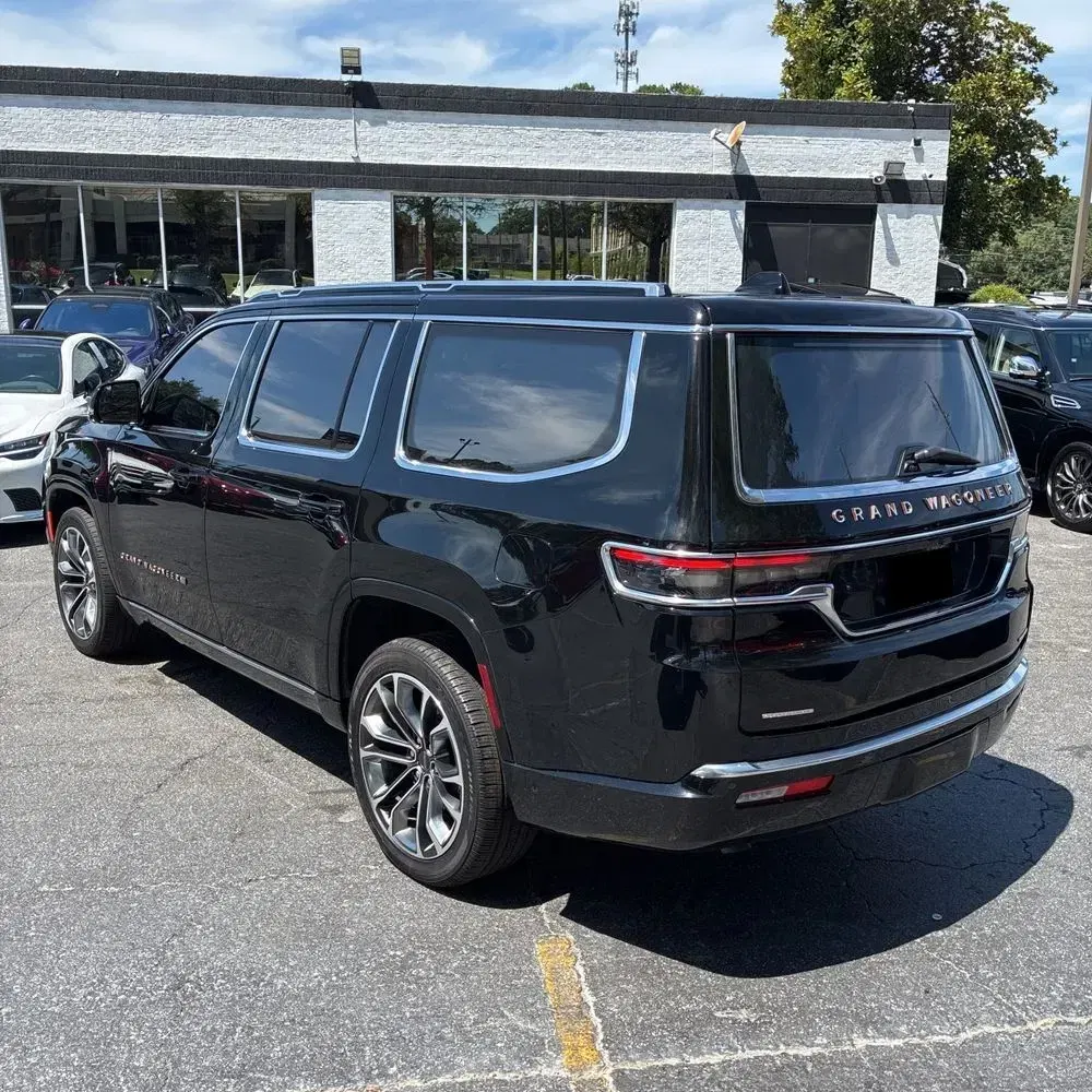 2022 Jeep Grand Wagoneer Series III