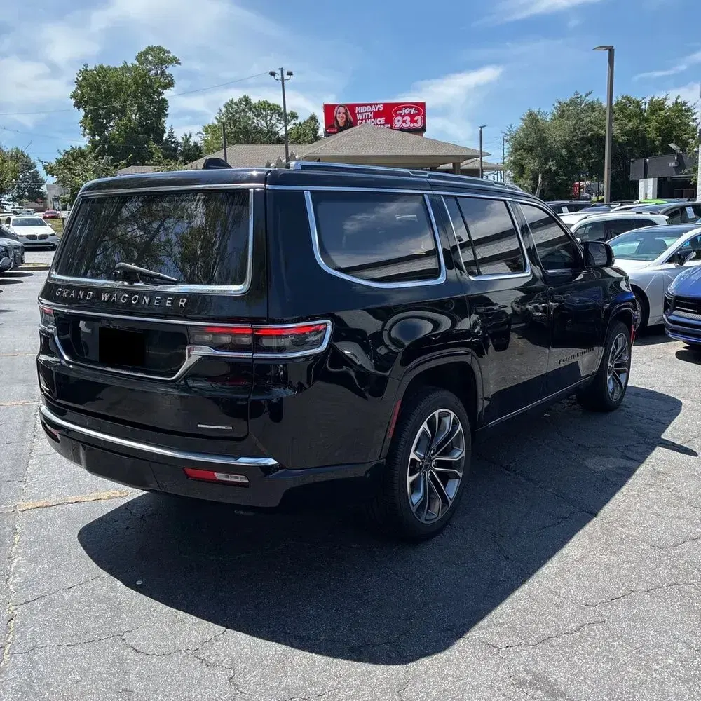 2022 Jeep Grand Wagoneer Series III