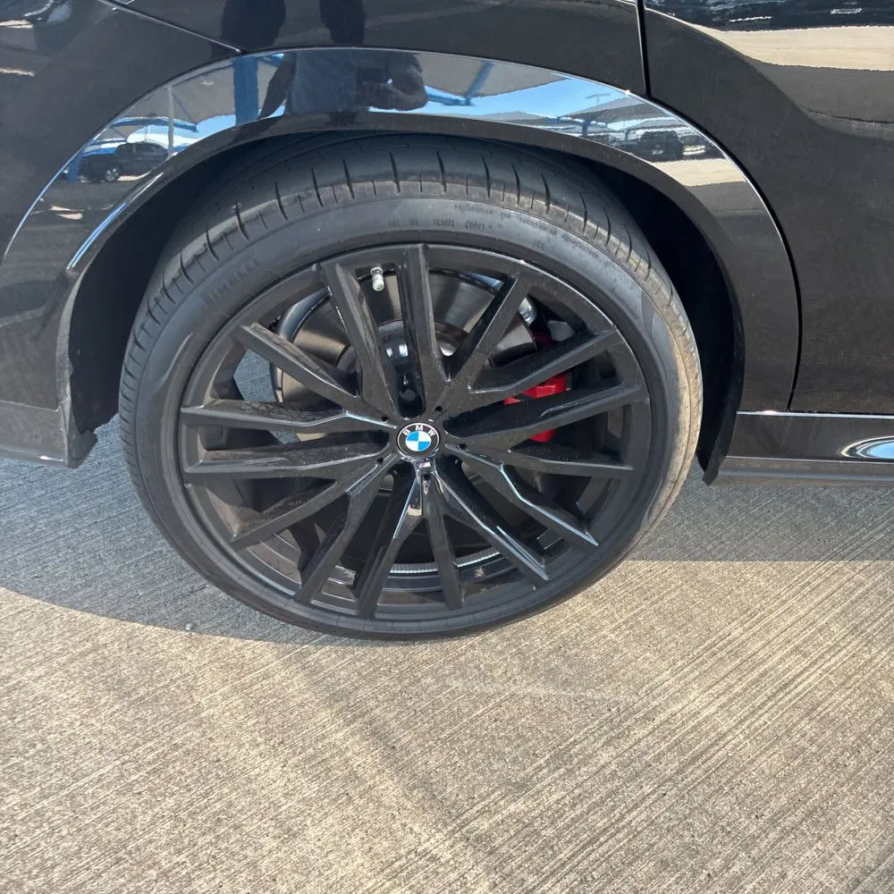 2025 BMW X6 M60i xDrive