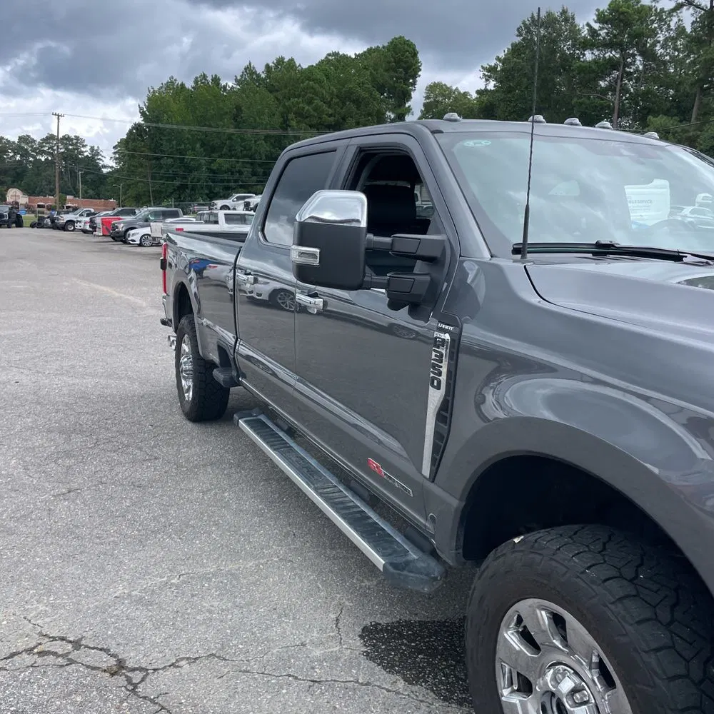 2025 Ford F-350 Super Duty Lariat