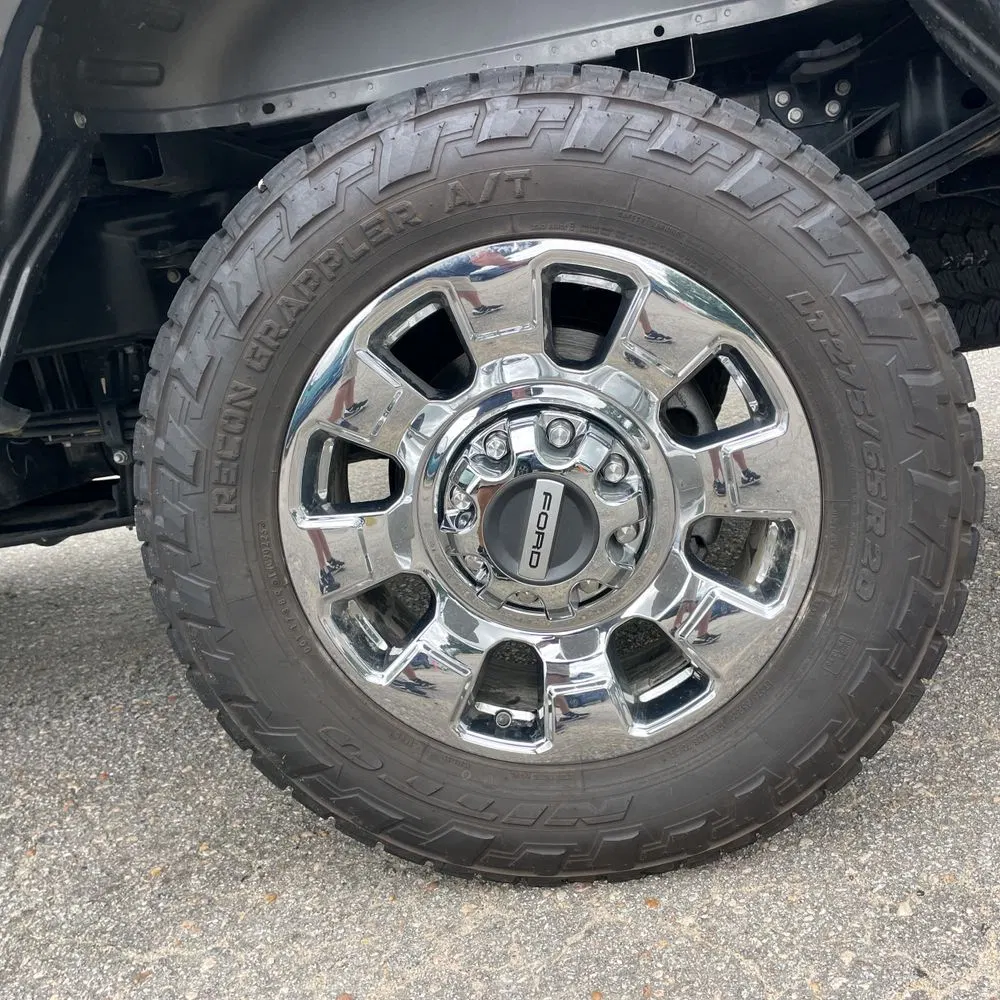2025 Ford F-350 Super Duty Lariat