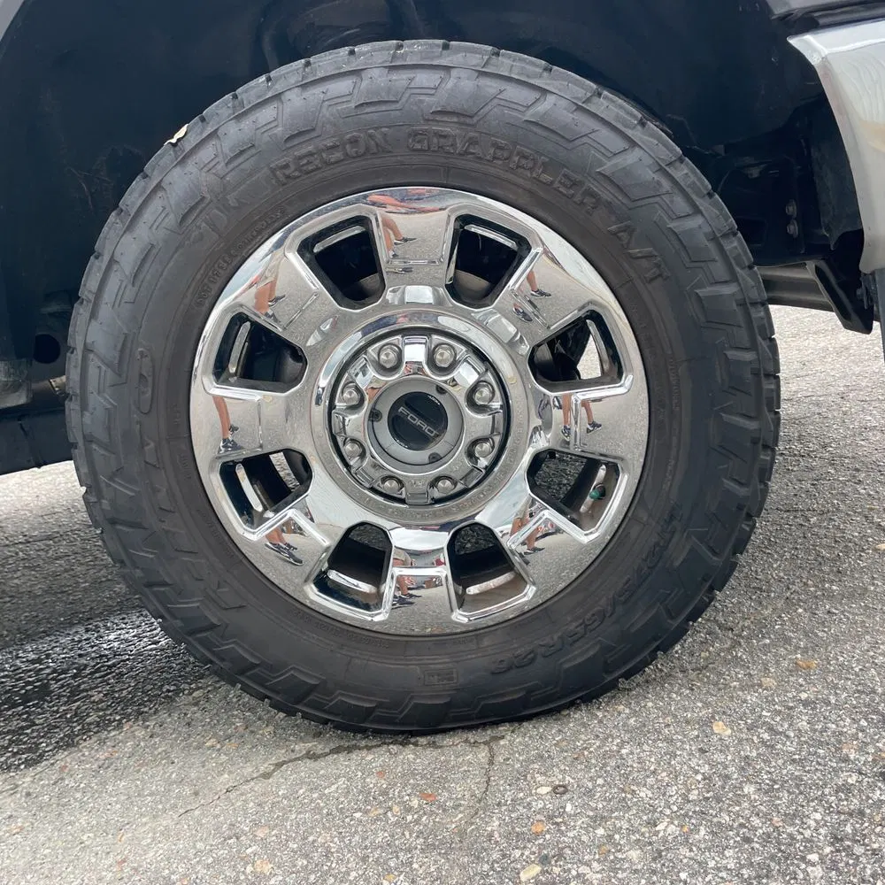2025 Ford F-350 Super Duty Lariat