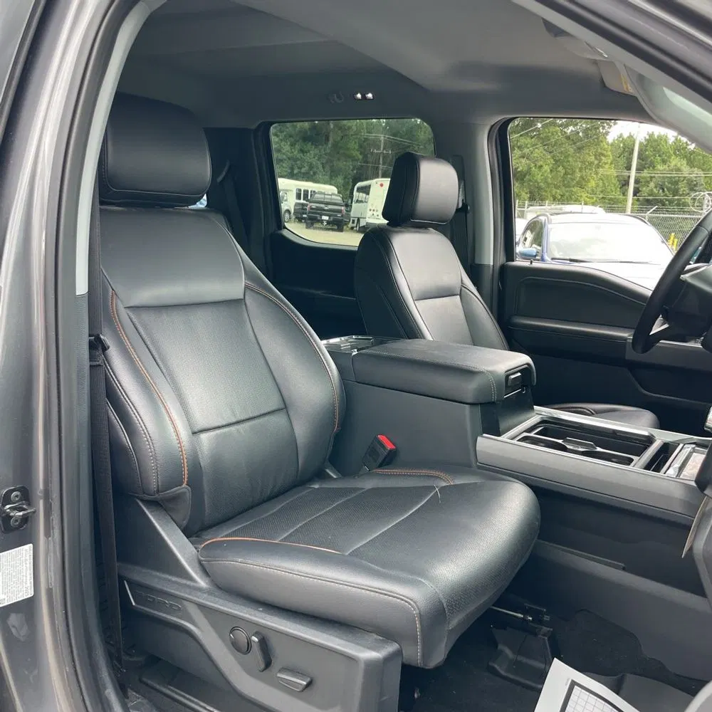 2025 Ford F-350 Super Duty Lariat