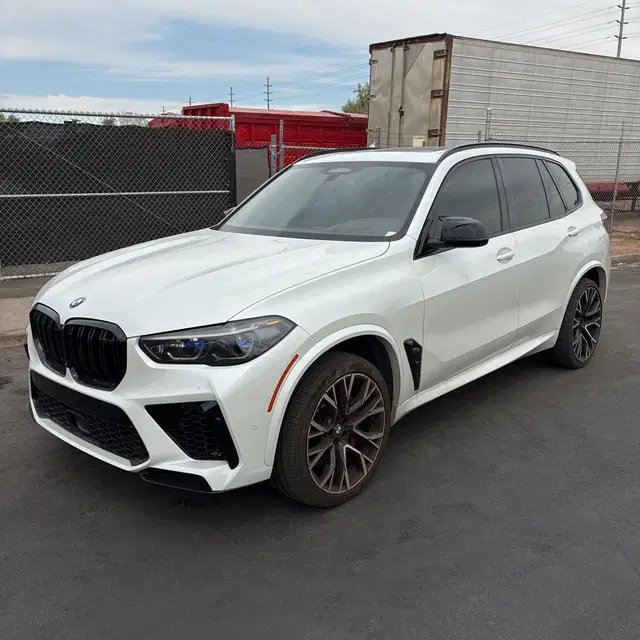 2022 BMW X5 M Base