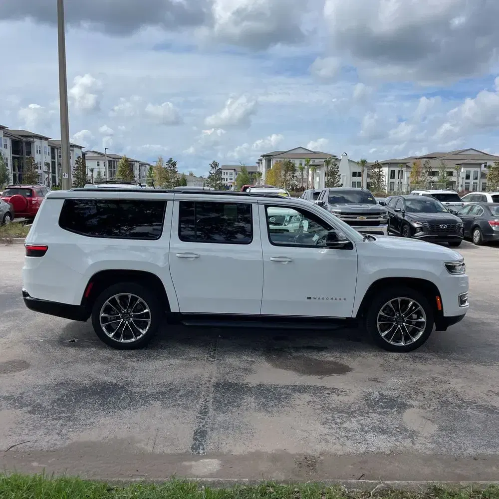 2023 Jeep Wagoneer L Series II